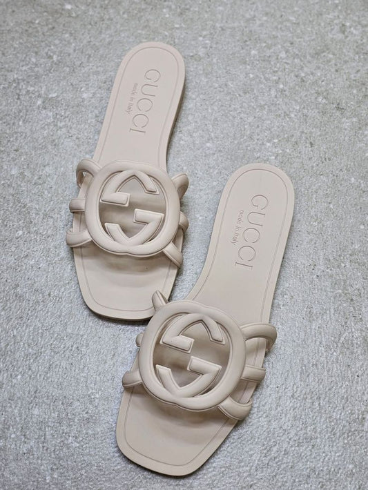 White Flat Summer Slippers with Interlocking GG Logo