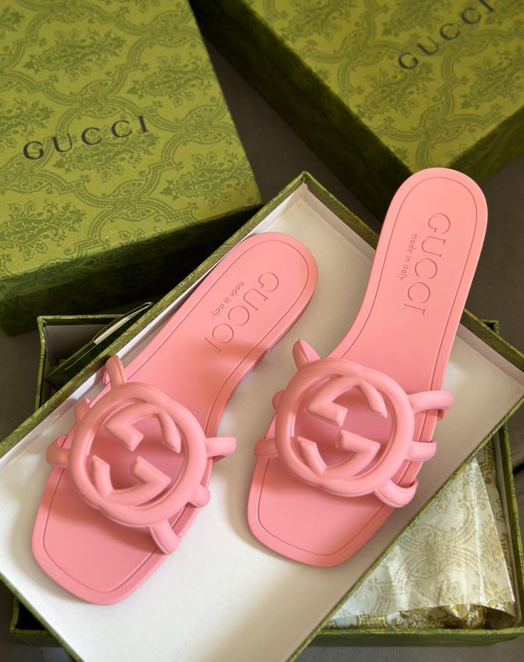 White Flat Summer Slippers with Interlocking GG Logo