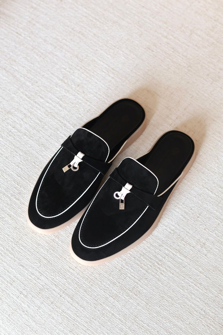 Babouche Slip-On Loafers