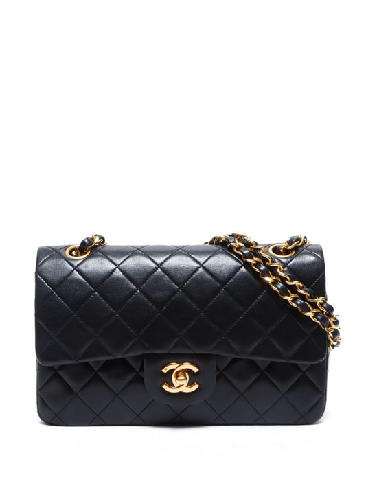Double Flap CHANEL Shoulder Bag